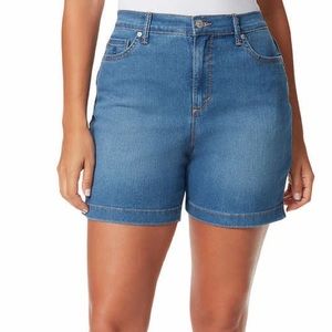 Gloria Vanderbilt Amanda Short in Blue